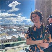 Studente di giurisprudenza secondo anno si offre a studenti delle superiori per risolvere dubbi e incertezze